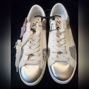 Sam & Libby White Alina Silver Glitter Sneakers Sz.8